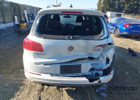 2015 Volkswagen Tiguan R-Line z USA, uszkodzony, nr VIN WVGBV7AX9FW601746